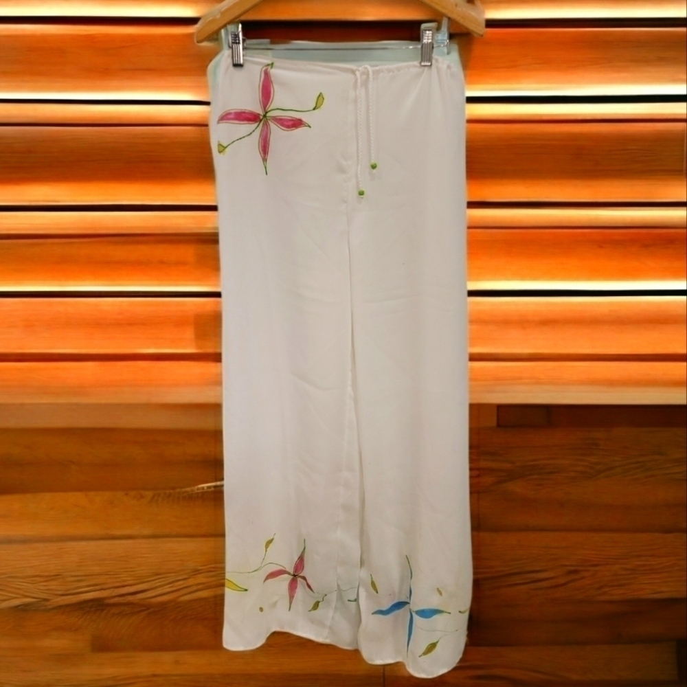 𝅺Aqua Viva Sheer White W/ Hand-Paintd Floral Swimsuit Cover Pants - Size Medium
